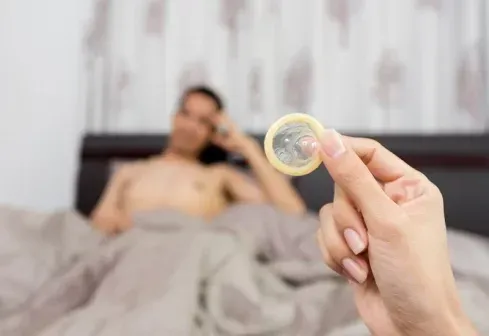  بهترین اسپری تاخیری کدام است؟ + کدام کاندوم تاخیری خوب است؟