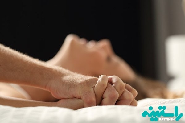 حکم مالش واژن توسط همسر از نظر اسلام + دخول با میوه از نظر اسلام