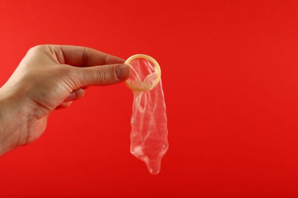 استفاده از کاندوم باعث خشکی واژن می‌شود + قرص ال‌دی (LD) و نازایی